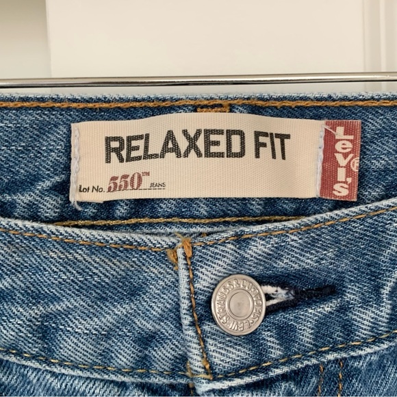 Men's Levi's 550 Relaxed Fit Denim Jeans 34 x 32 Medium Wash - Picture 6 of 16